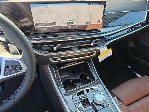 New 2026 BMW X5 M60i image 18