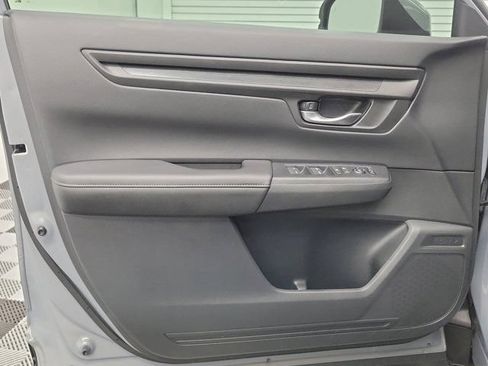 Certified 2025 Honda CR-V EX image 18