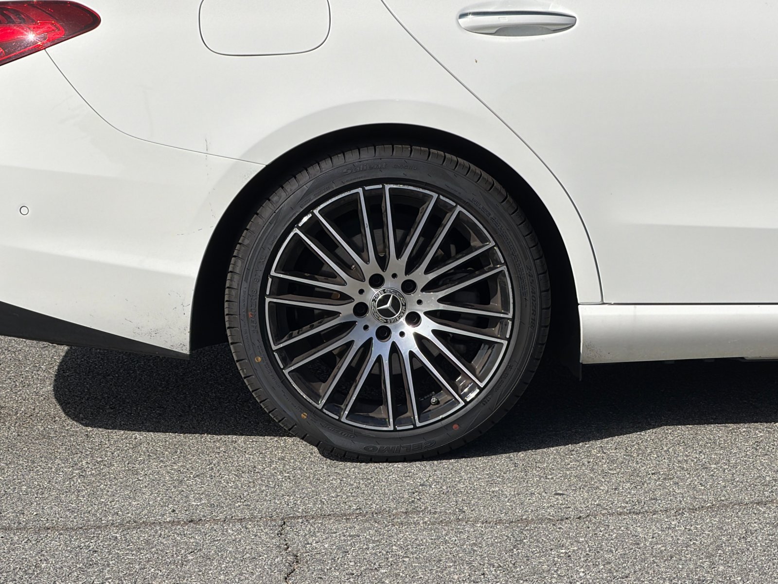 Used 2025 Mercedes-Benz C 300 4MATIC Sedan image 37