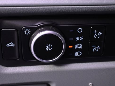 Used 2023 Ford F150 XLT w/ XTR Package image 24