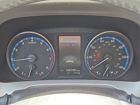 Used 2017 Toyota RAV4 XLE image 25