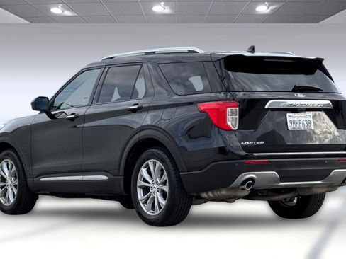 Used 2024 Ford Explorer Limited image 7