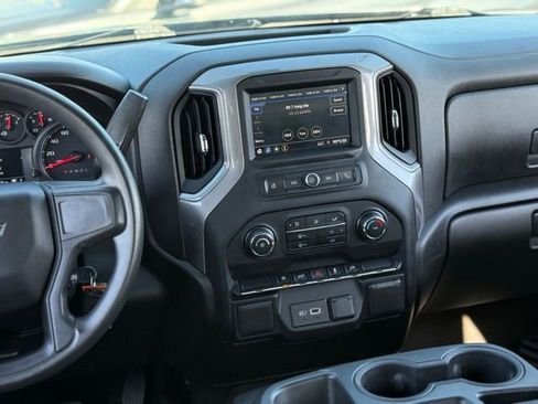 Used 2021 Chevrolet Silverado 1500 Custom AWD/4WD image 17