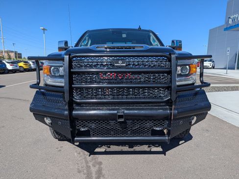 Used 2019 GMC Sierra 3500 Denali w/ Duramax Plus Package AWD/4WD image 5