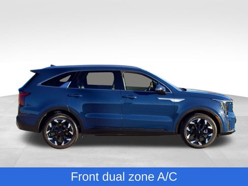 Used 2025 Kia Sorento SX FWD image 5