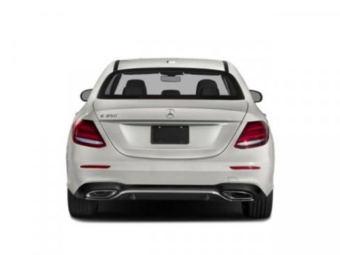 Used 2020 Mercedes-Benz E 350 Sedan image 5