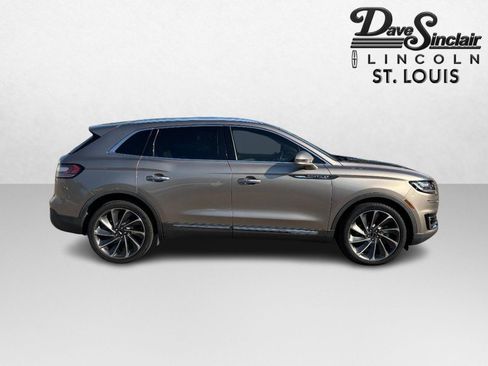 Used 2019 Lincoln Nautilus Reserve w/ Ultimate Package FWD image 2