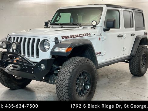 Used 2019 Jeep Wrangler Unlimited Rubicon w/ Cold Weather Group AWD/4WD image 1