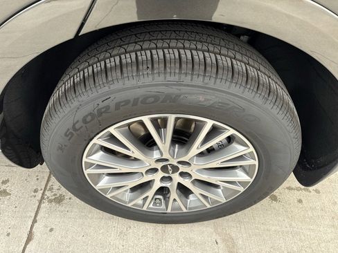 New 2026 Genesis GV80 2.5T image 21