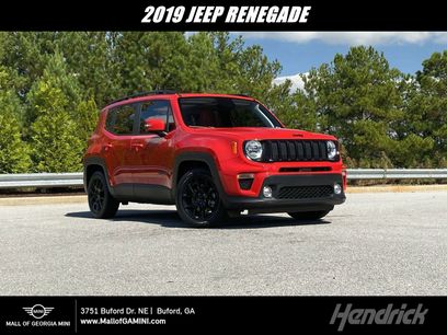 Used 2019 Jeep Renegade Altitude w/ UConnect 8.4 Nav Group