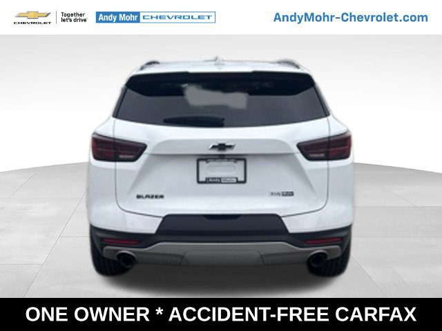 Used 2023 Chevrolet Blazer LT w/ Midnight/Sport Edition FWD image 4