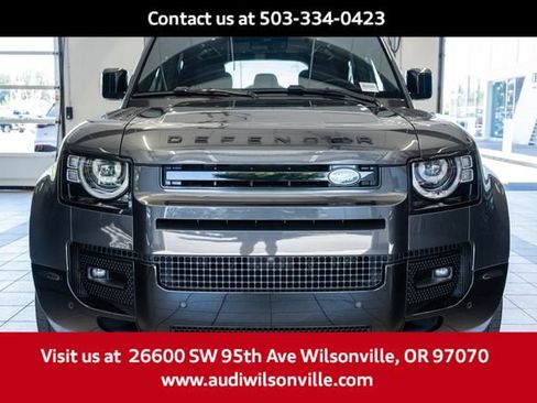 Used 2025 Land Rover Defender 110 V8 AWD/4WD image 2