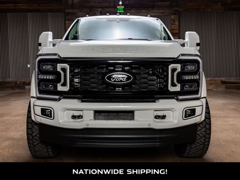 Used 2026 Ford F450 Platinum w/ Platinum Plus Package image 4