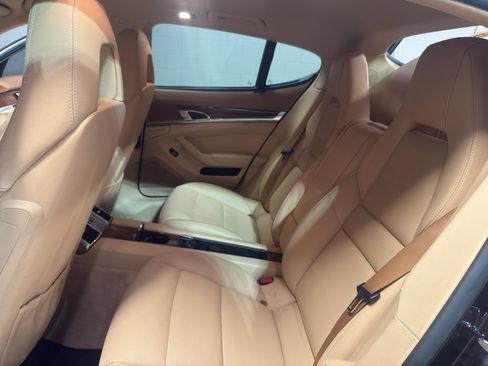 Used 2010 Porsche Panamera S RWD image 30