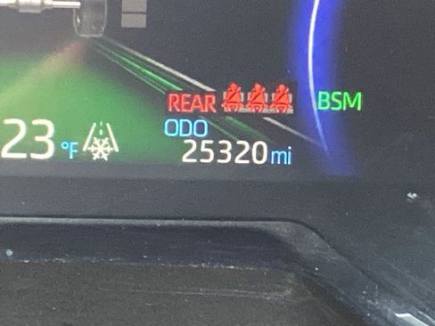 Used 2025 Toyota RAV4 XLE image 4