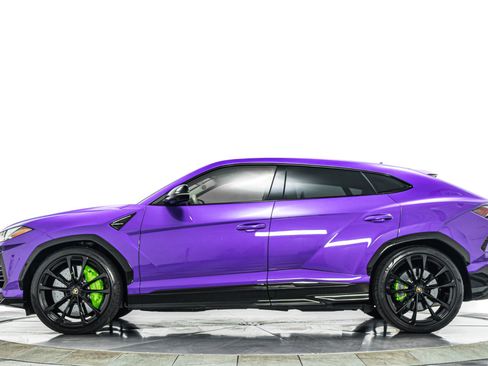 Used 2021 Lamborghini Urus AWD/4WD image 6
