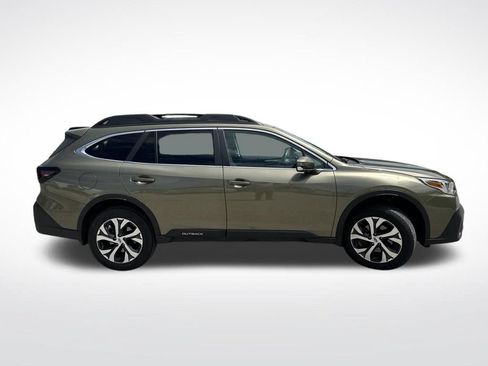 Used 2022 Subaru Outback Limited AWD/4WD image 7