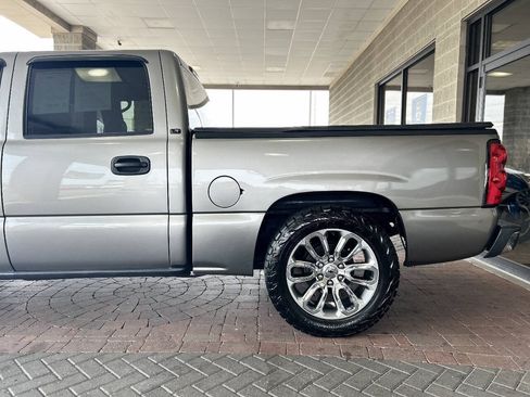 Used 2006 Chevrolet Silverado 1500 LT w/ Light Duty Power Package RWD image 6
