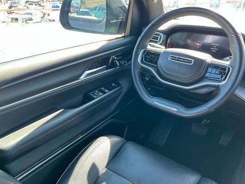 Certified 2024 Jeep Grand Wagoneer L Series II w/ Quick Order Packagew 28T image 11