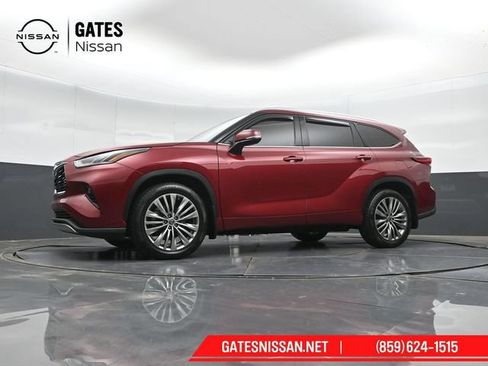 Used 2021 Toyota Highlander Platinum AWD/4WD image 47