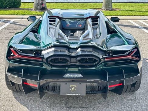 Used 2025 Lamborghini Revuelto AWD/4WD image 9