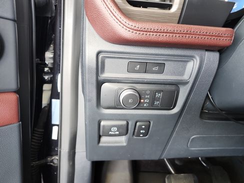 Certified 2022 Ford Expedition Max Limited image 14