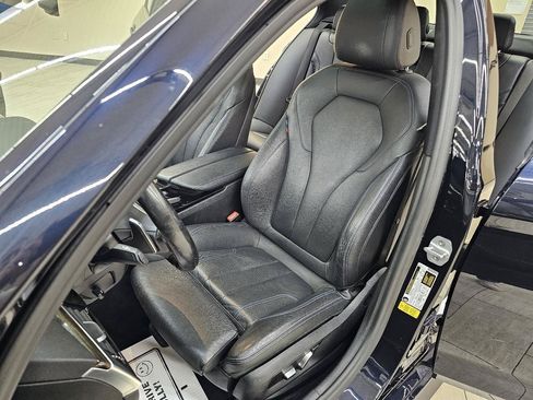 Used 2019 BMW 530i w/ M Sport Package RWD image 18