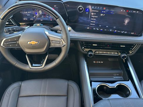 New 2026 Chevrolet Tahoe High Country AWD/4WD image 16