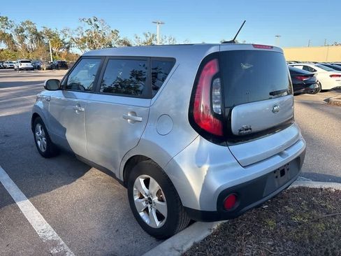 Used 2017 Kia Soul image 2