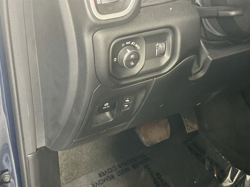 Used 2022 RAM 1500 Big Horn image 10