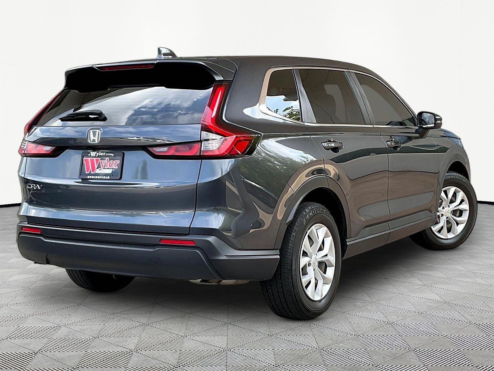 Used 2024 Honda CR-V LX image 6
