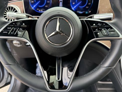 Used 2023 Mercedes-Benz EQS 450+ SUV image 37