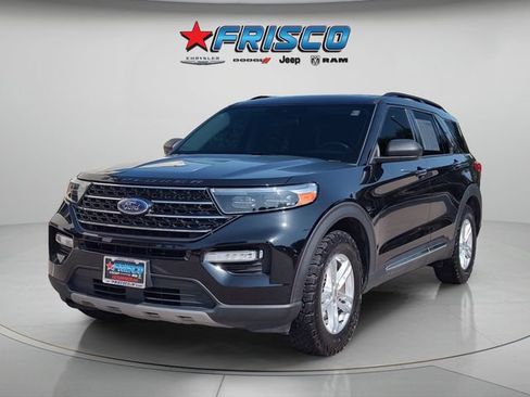Used 2020 Ford Explorer XLT w/ Equipment Group 202A RWD image 3