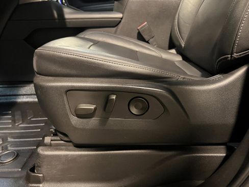 Used 2021 Chevrolet Tahoe Z71 image 25