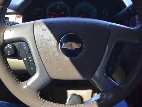 Used 2009 Chevrolet Tahoe LTZ AWD/4WD image 24