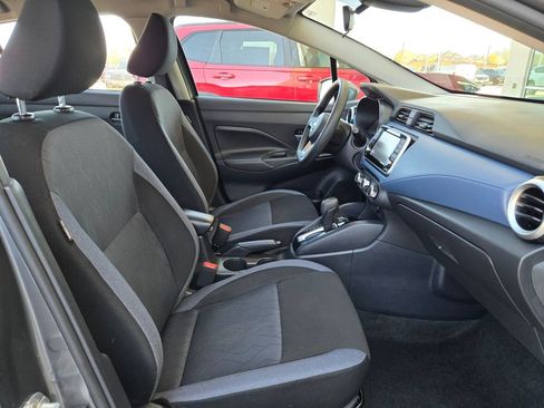 Used 2025 Nissan Versa SV image 25