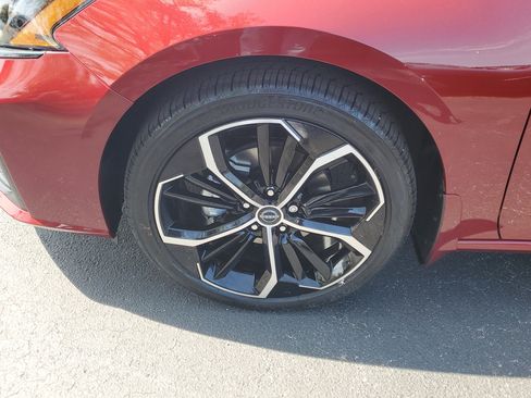 New 2026 Nissan Altima 2.5 SR FWD image 4