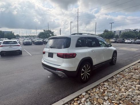 Used 2021 Mercedes-Benz GLB 250 image 6