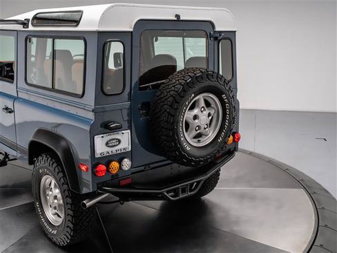 Used 1997 Land Rover Defender 90 AWD/4WD image 32