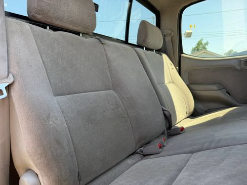 Used 2003 Toyota Tacoma PreRunner RWD image 18