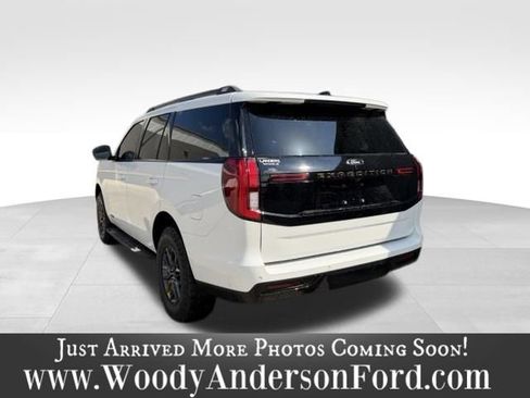 Used 2025 Ford Expedition Tremor AWD/4WD image 4