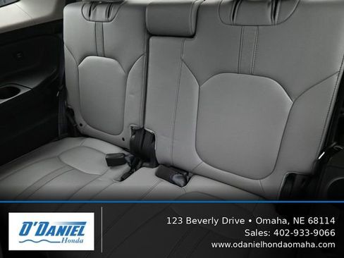 Used 2025 Honda Pilot EX-L image 36