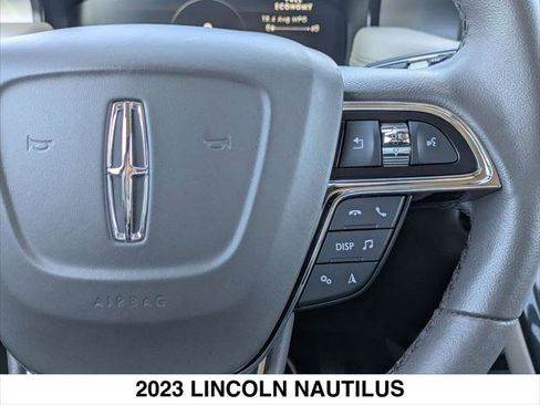 Certified 2023 Lincoln Nautilus AWD image 14