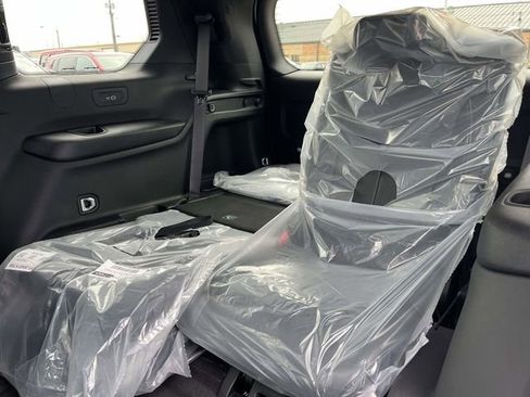 New 2026 Jeep Grand Cherokee L Limited AWD/4WD image 14