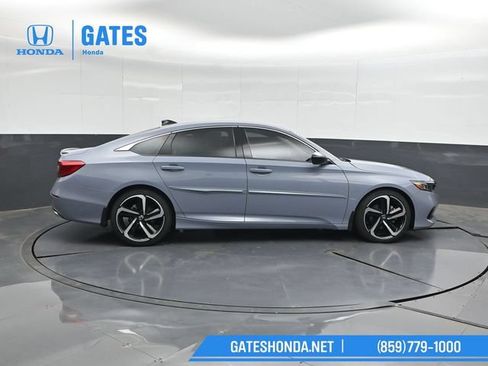 Used 2022 Honda Accord Sport Special Edition image 3