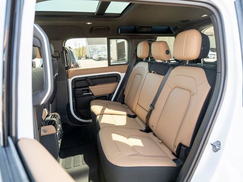 New 2025 Land Rover Defender 110 V8 image 22