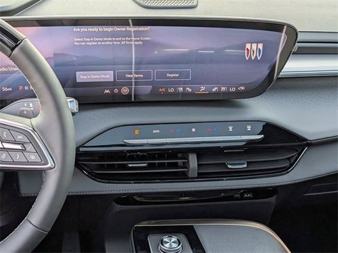 New 2026 Buick Enclave Avenir w/ Super Cruise Package image 11