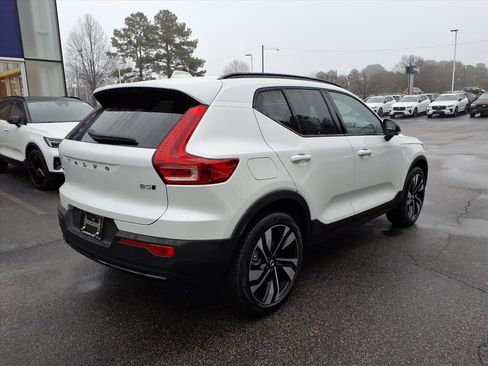 New 2026 Volvo XC40 B5 Ultra w/ Protection Package Premier image 3