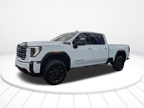 Used 2025 GMC Sierra 2500 AT4 image 7