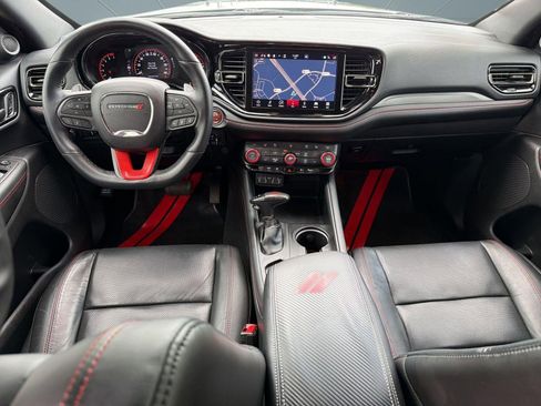 Used 2024 Dodge Durango GT image 17